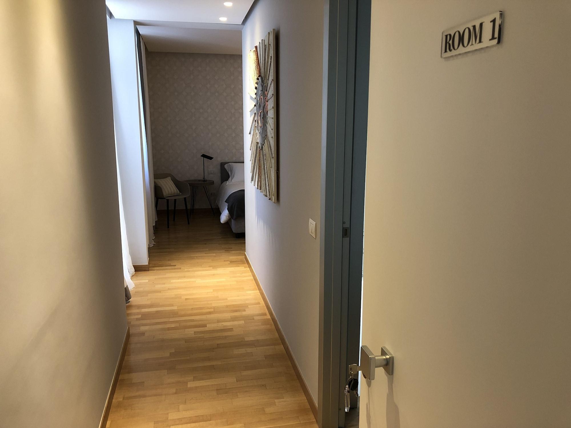 200 Rooms & Terrace Bari Ngoại thất bức ảnh