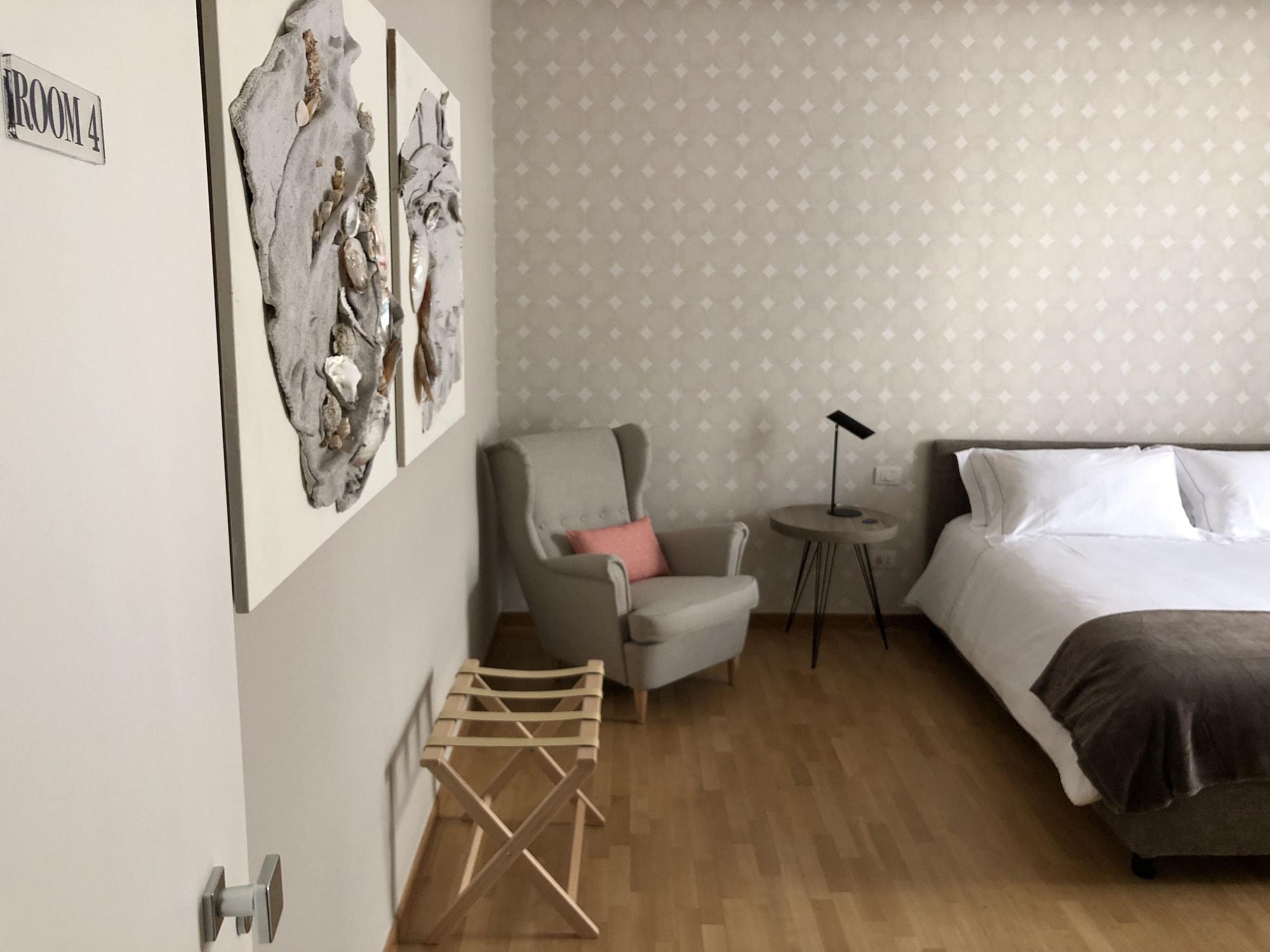 200 Rooms & Terrace Bari Ngoại thất bức ảnh