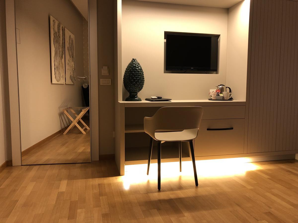 200 Rooms & Terrace Bari Ngoại thất bức ảnh