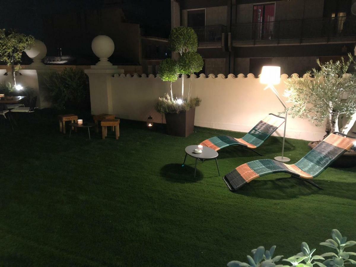 200 Rooms & Terrace Bari Ngoại thất bức ảnh